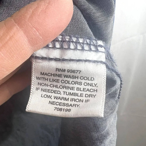 Liz‎ Claiborne Tencel Floral Long Sleeve Blouse Size Medium - Picture 7 of 8